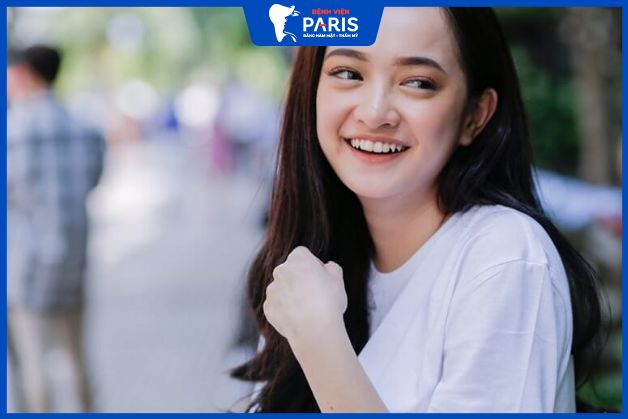 Trán dô là gì? Con trai, con gái trán dô thì sao? Người trán dô nên để tóc gì?