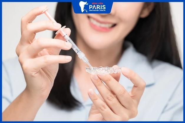 Làm trắng răng ngay tại nhà