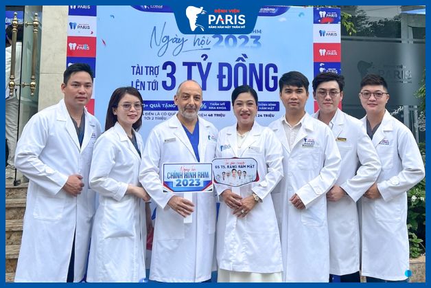 Đội ngũ bác sĩ tại Bệnh viện Răng Hàm Mặt thẩm mỹ Paris